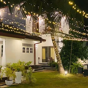 **** Gasthof White Airport Transit Sri Lanka