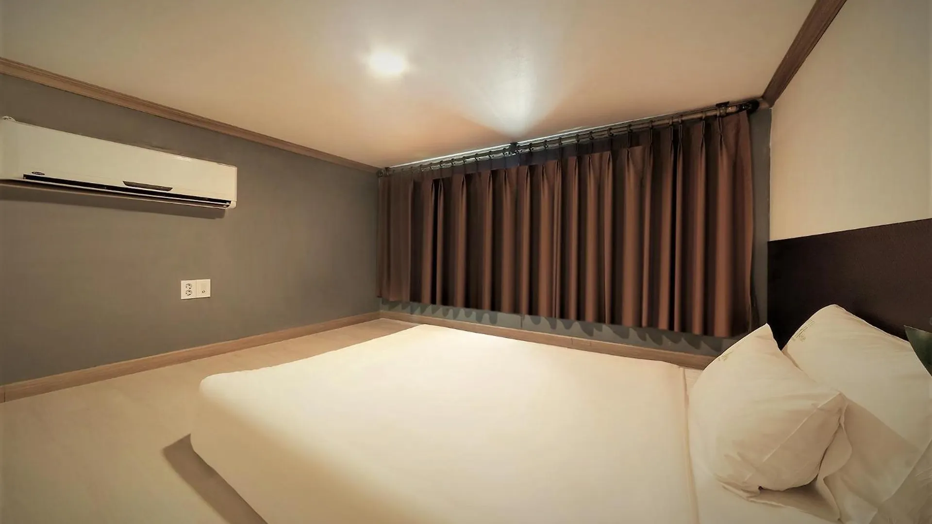 Hotel Hue Loft Incheon