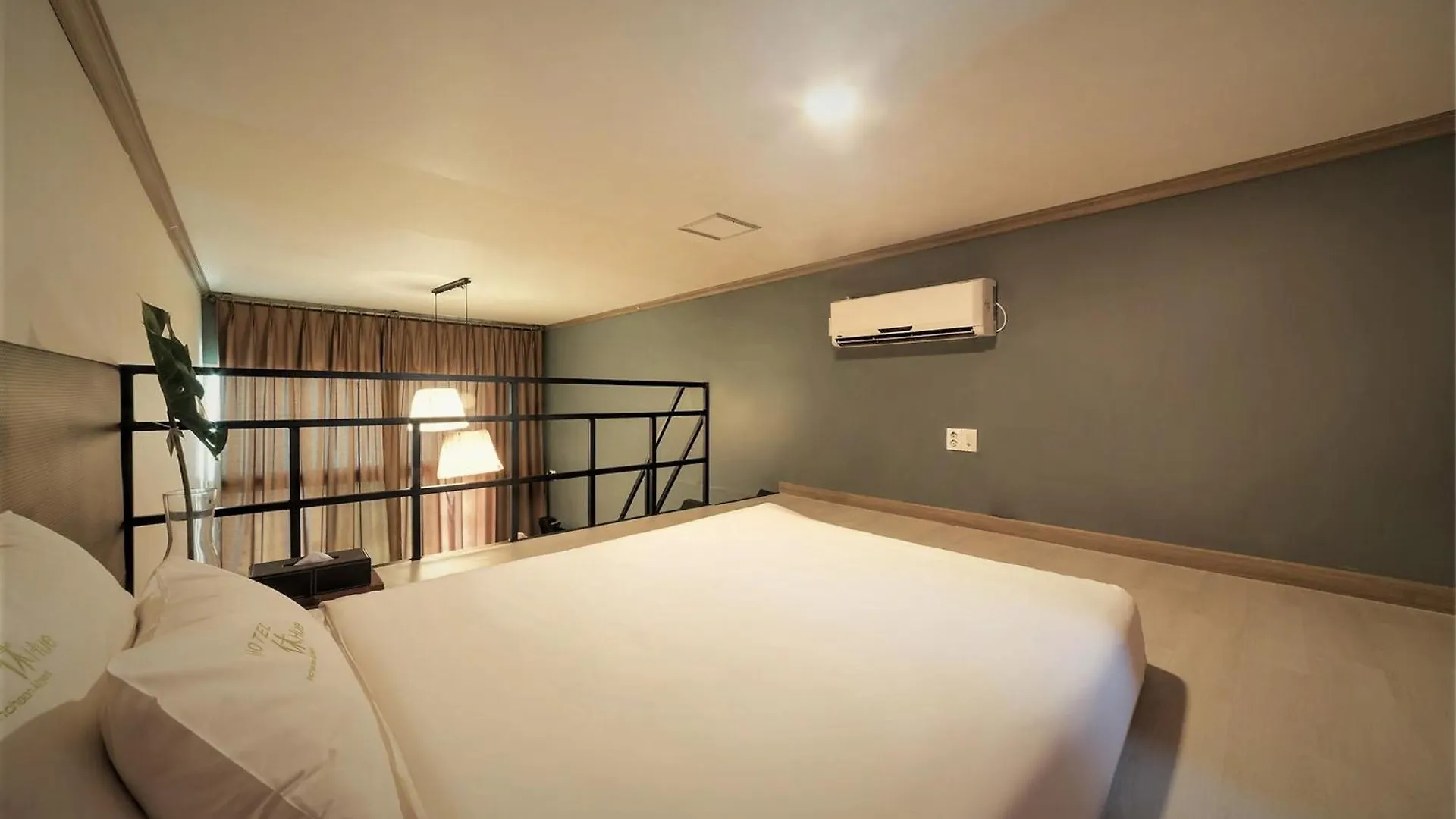 Hotel Hue Loft Incheon 3*,