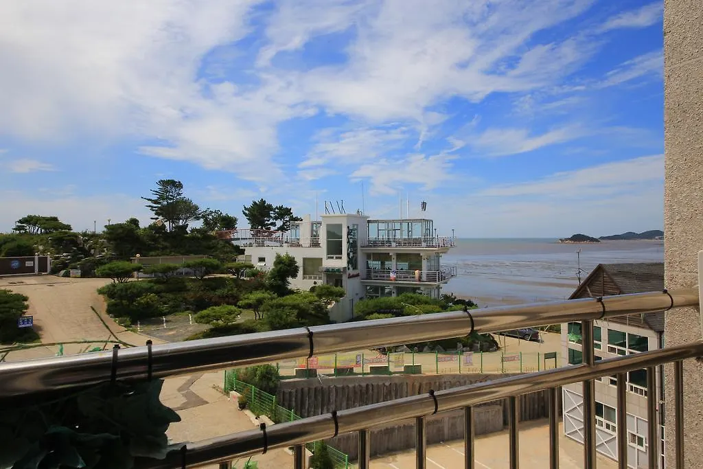 Hotel Hue Loft Incheon 3*,  Korsel